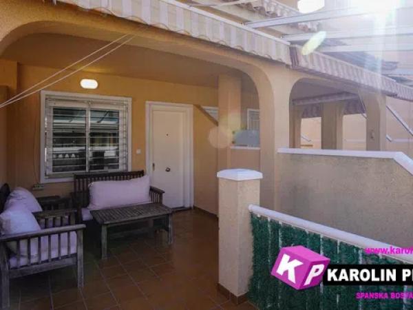 Casa independiente en calle Consueta