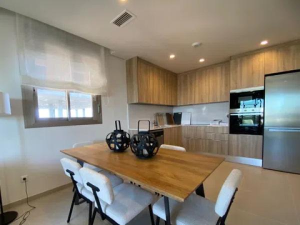 Ático en calle Elda