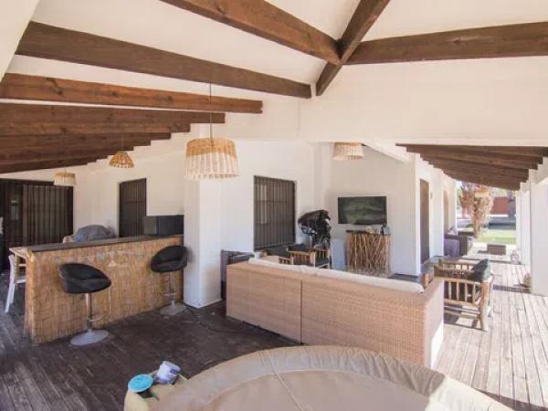 Casa independiente en calle Rafael Franco