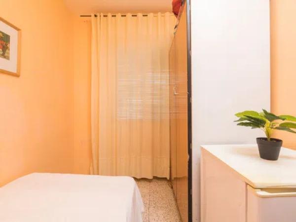 Piso en calle Villena, 24