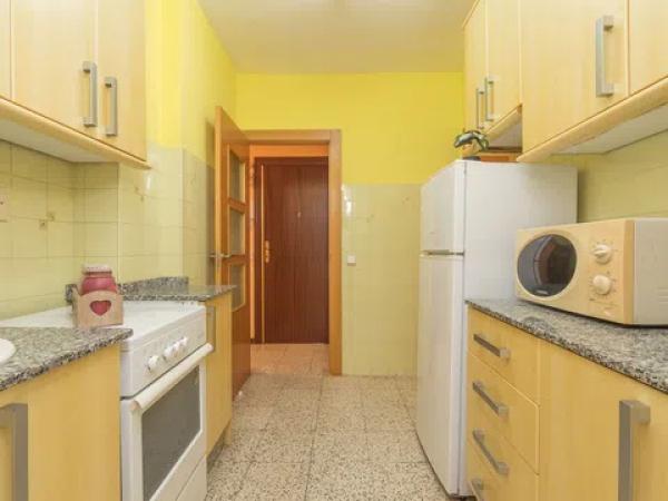 Piso en calle Villena, 24