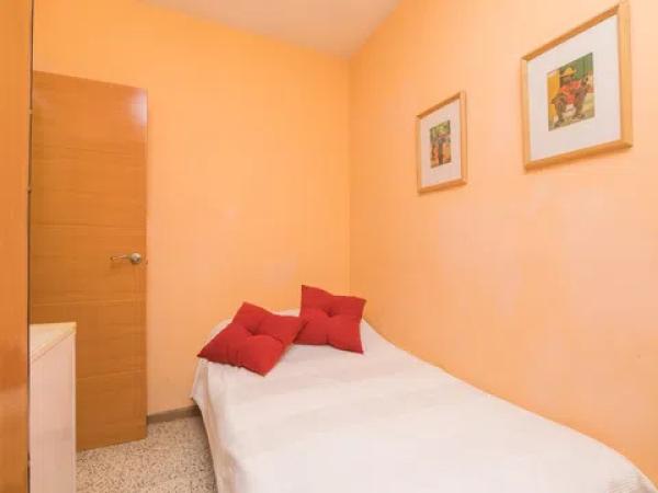 Piso en calle Villena, 24