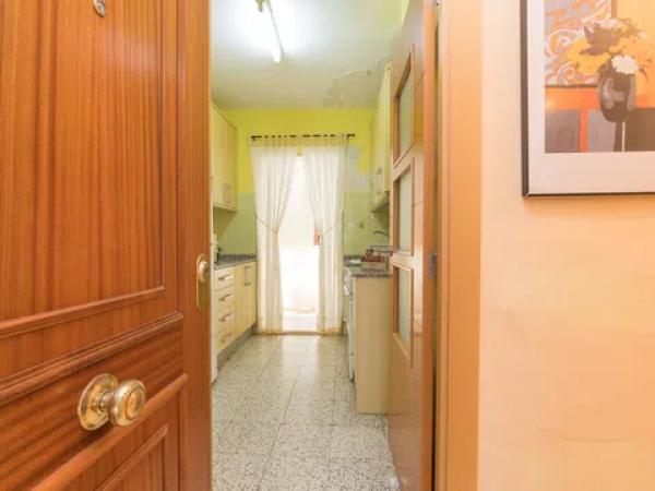 Piso en calle Villena, 24