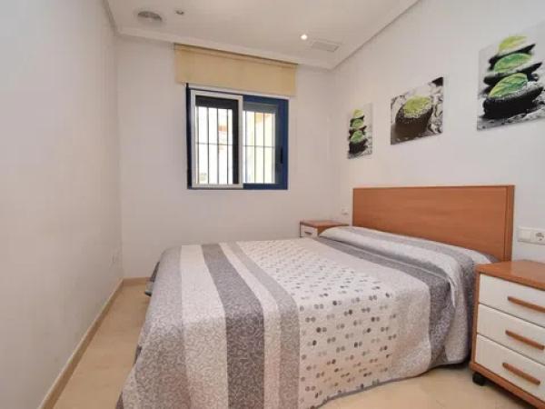 Piso en Calas de Santiago Bernabeu