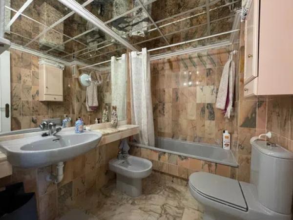 Piso en avenida Santiago Bernabéu