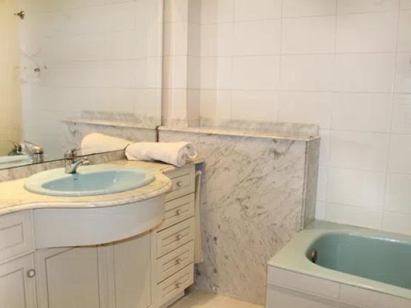 Piso en avenida Santiago Bernabéu