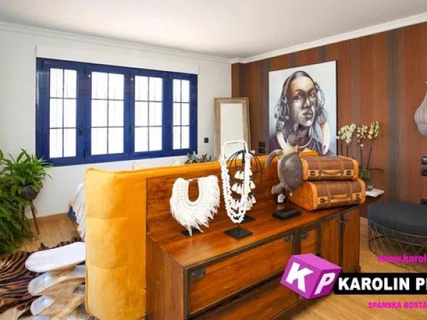 Casa independiente en avenida Santiago Bernabéu