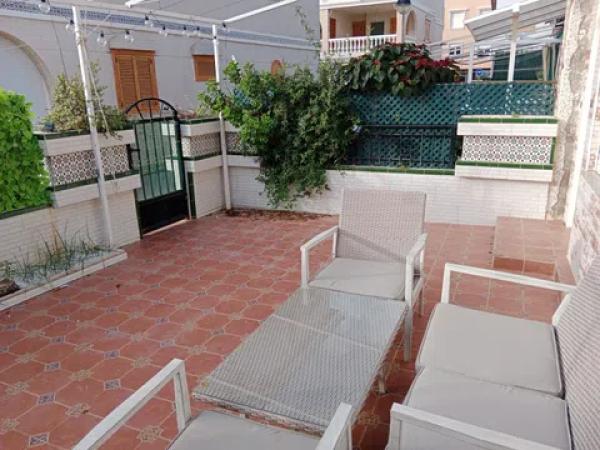 Piso en avenida de Ronda