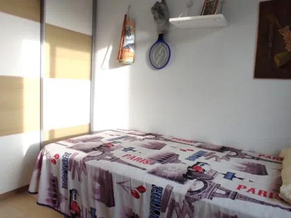 Chalet adosado en avenida de la Armada Española