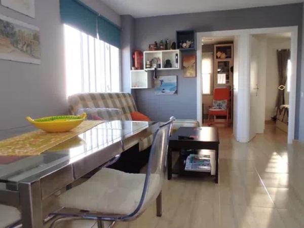 Chalet adosado en avenida de la Armada Española