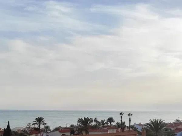 Chalet adosado en avenida de la Armada Española