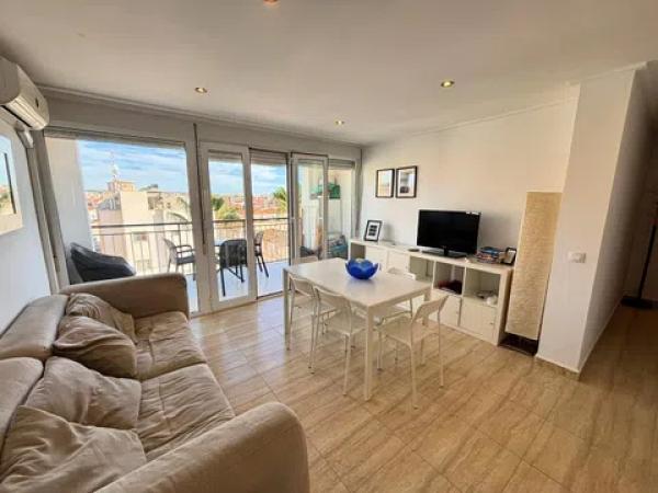 Piso en calle Yecla, 42