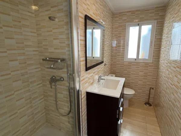 Piso en calle Yecla, 42