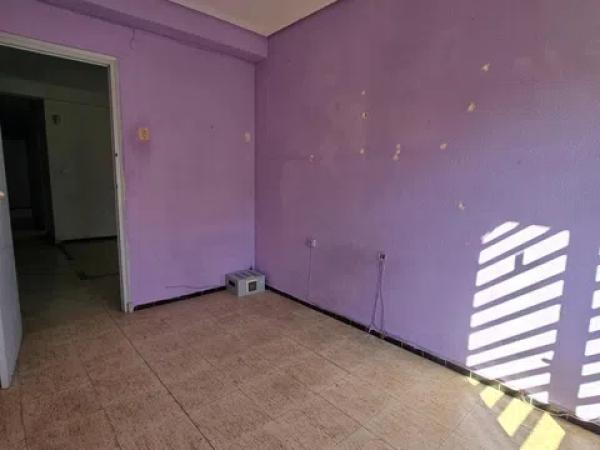 Piso en calle Francisco Santamaría