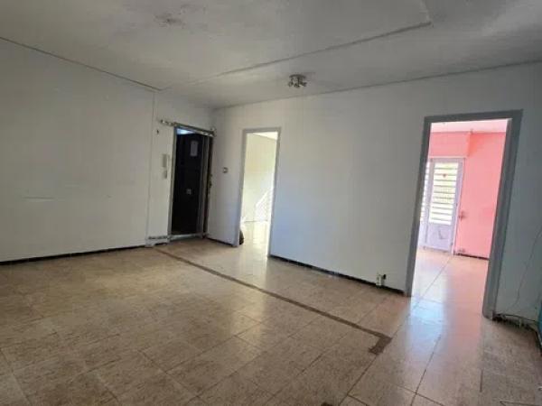 Piso en calle Francisco Santamaría