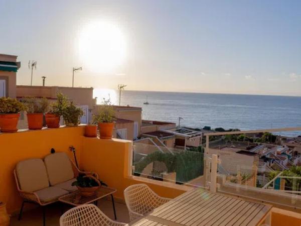 Chalet adosado en calle Venecia