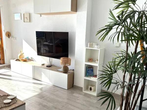 Chalet adosado en avenida Catalanet