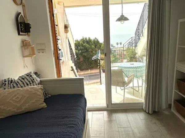 Chalet adosado en avenida Catalanet