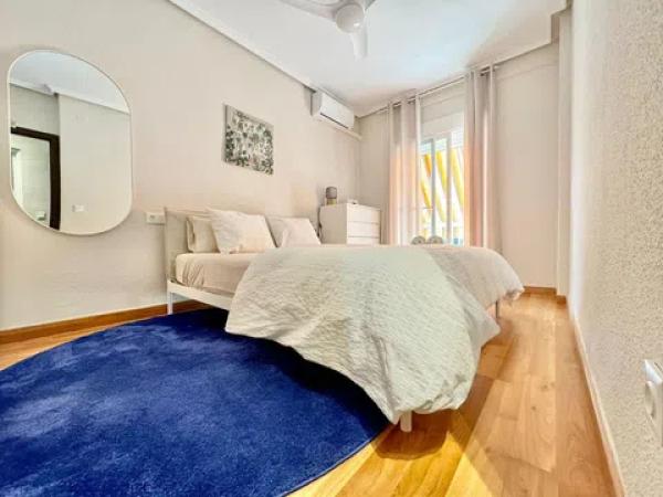 Chalet adosado en calle Biar