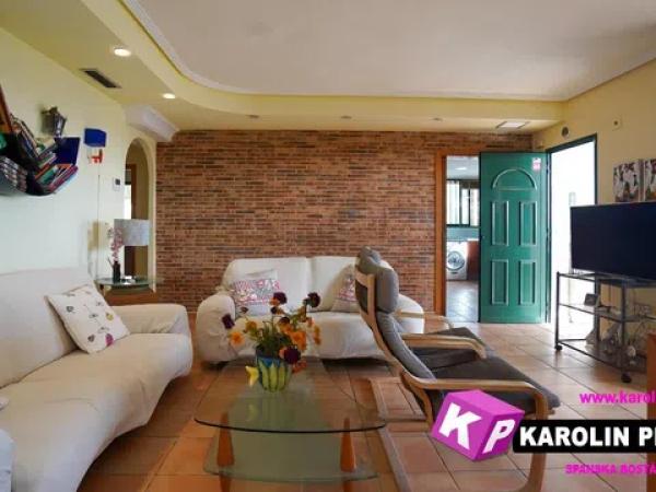 Piso en avenida de la Armada Española