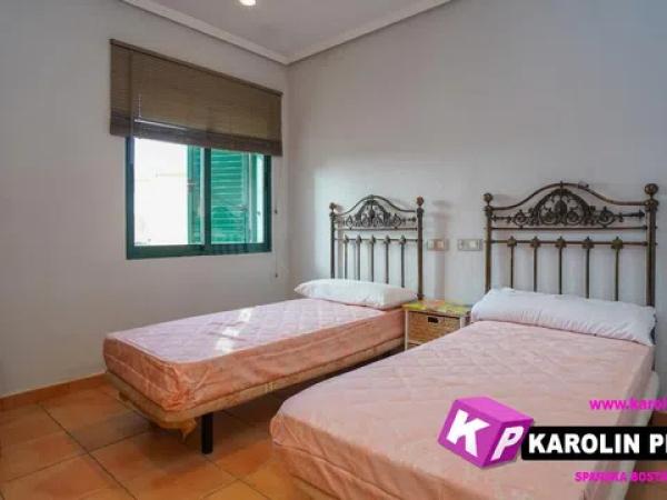 Piso en avenida de la Armada Española