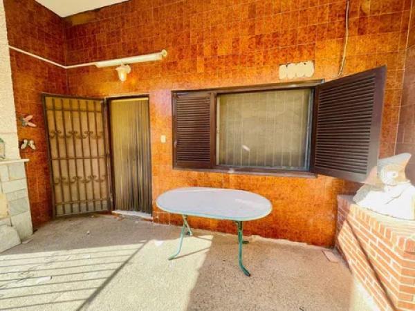 Piso en avenida Oscar Espla