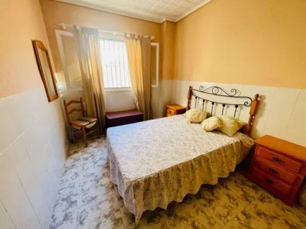 Piso en avenida Oscar Espla