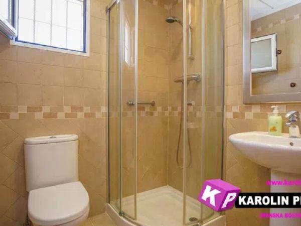 Casa independiente en calle dEncarnita Alonso