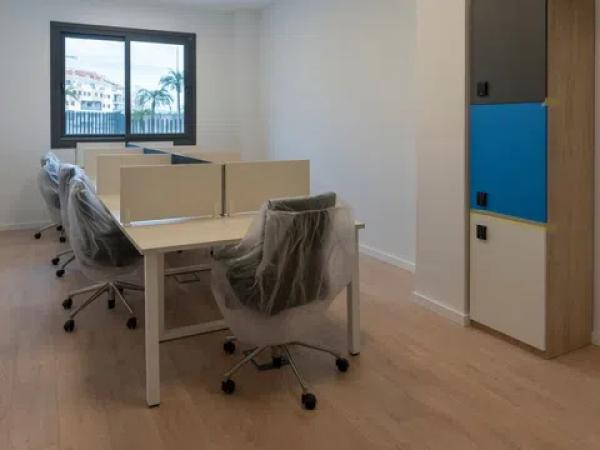 Piso en venta en Avenida de la Marina Española, 77