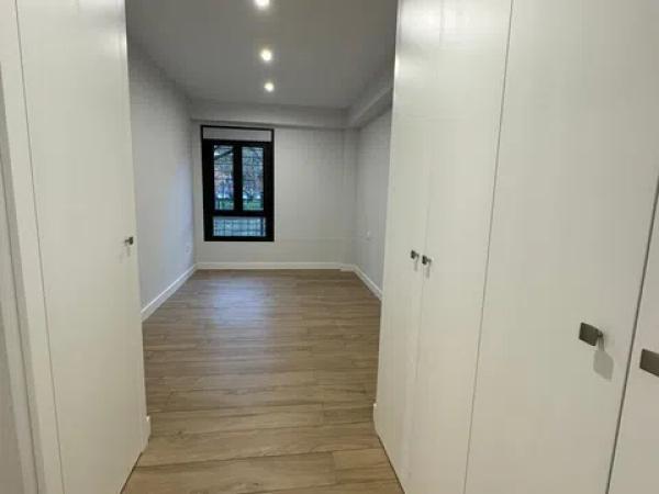 Piso en venta en Antonio Rodríguez Zeppelin, 3