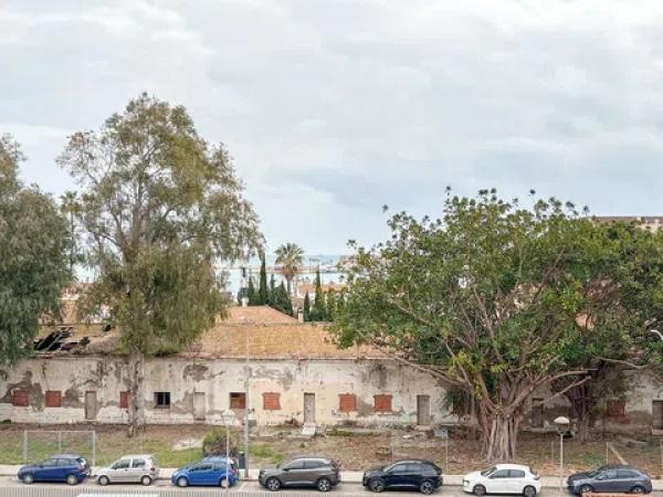 Piso en calle Pintor Llorens