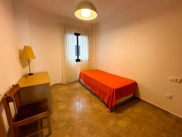 Piso en calle Pintor Llorens