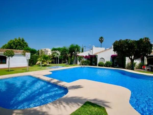 Chalet pareado en carretera de les Marines a Dénia, 148 a