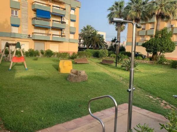 Estudio en calle Oceà Índic