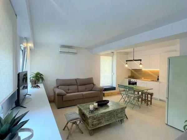 Estudio en calle Oceà Índic