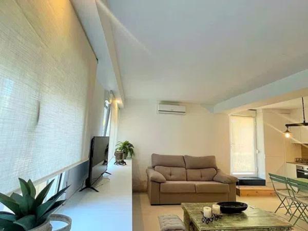 Estudio en calle Oceà Índic