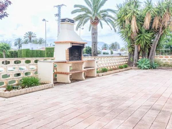 Piso en Barrio Les Bovetes-La Felicidad