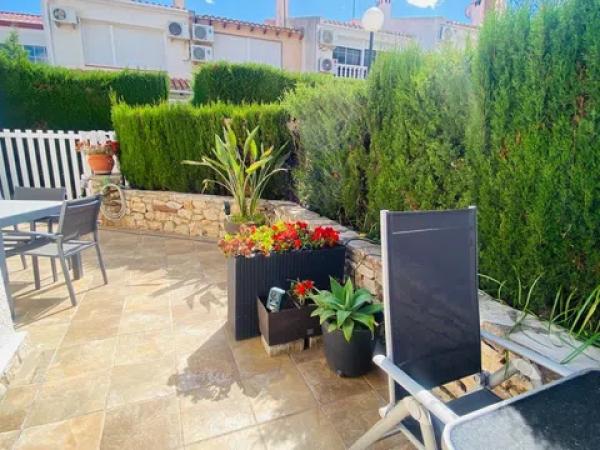 Chalet adosado en camino Pou de la Muntanya