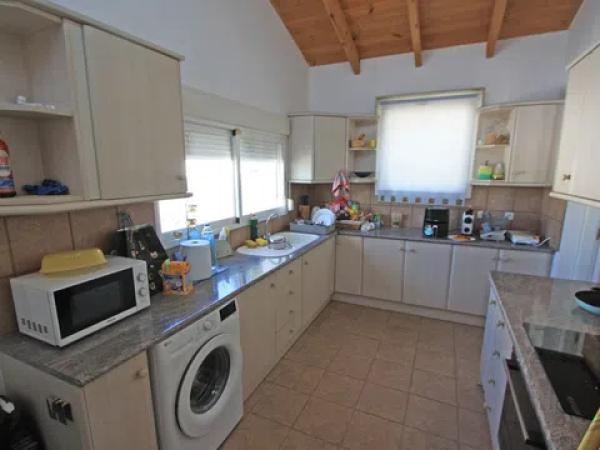 Chalet adosado en calle de Idas