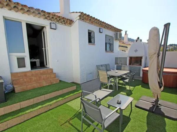 Chalet adosado en calle de Idas