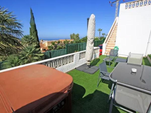 Chalet adosado en calle de Idas