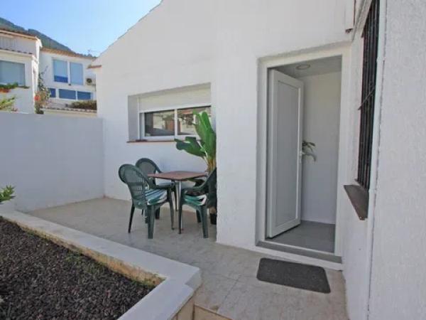 Chalet adosado en calle de Idas