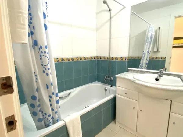 Piso en Barrio Les Bovetes-La Felicidad