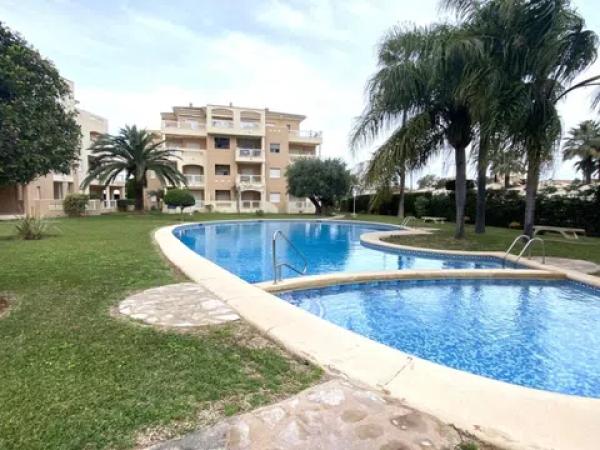 Piso en Barrio Les Bovetes-La Felicidad