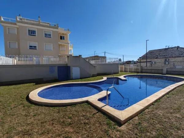 Piso en carretera les Marines Racons a Dénia