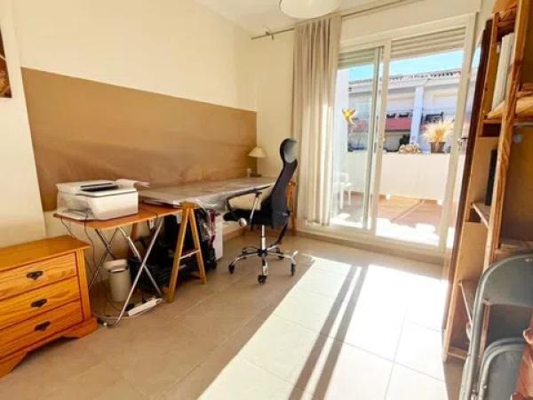 Piso en avenida de Dénia