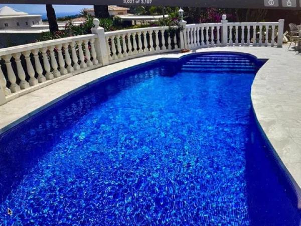 Casa independiente en calle Medussa