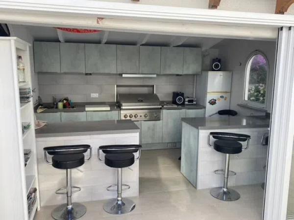 Casa independiente en calle Medussa