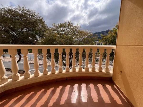 Piso en avenida Juan Chabás, 4