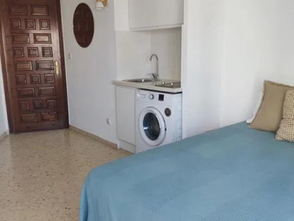 Estudio en calle de la Llagosta, 7